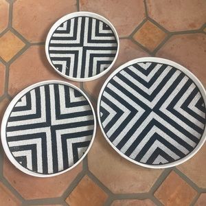 Beaded chevron trays